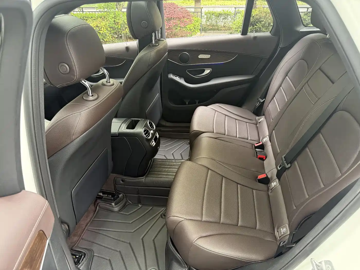Mercedes-Benz GLC 2022 GLC 300 L 4MATIC Dynamic Collector's Edition фото 9