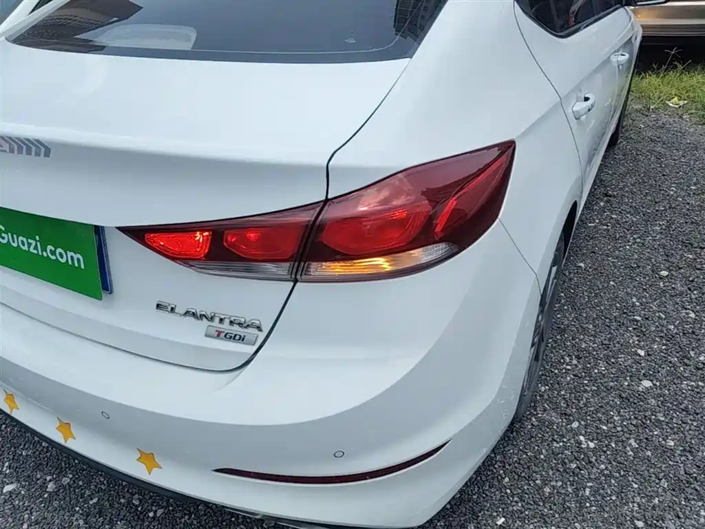 HYUNDAI LEAD