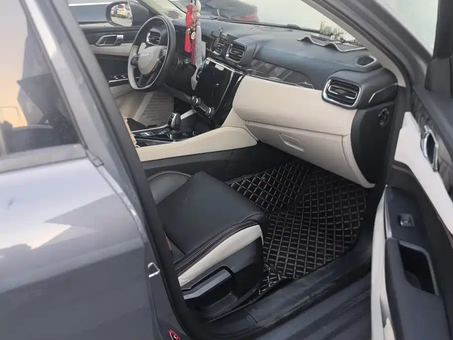Lynk & Co 02 2019 2019 1.5T DCT 2WD Shine Edition China VI