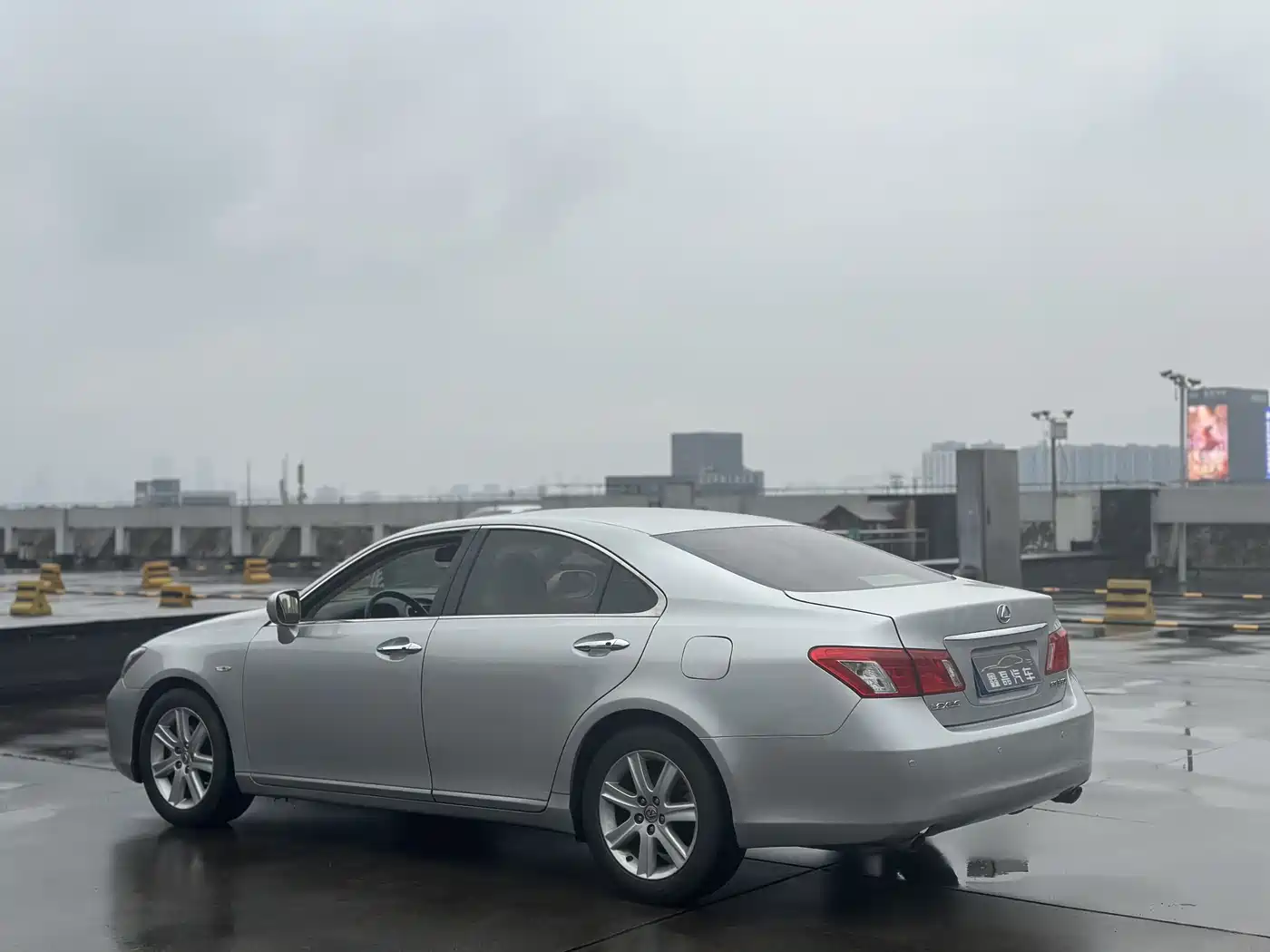 Lexus ES 2010 350 Luxury Edition фото 6