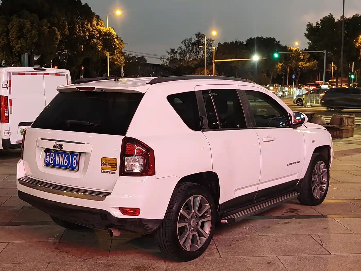 Jeep Compass (Import) 2015 2014 Facelift 2.0L 2WD Elite Edition