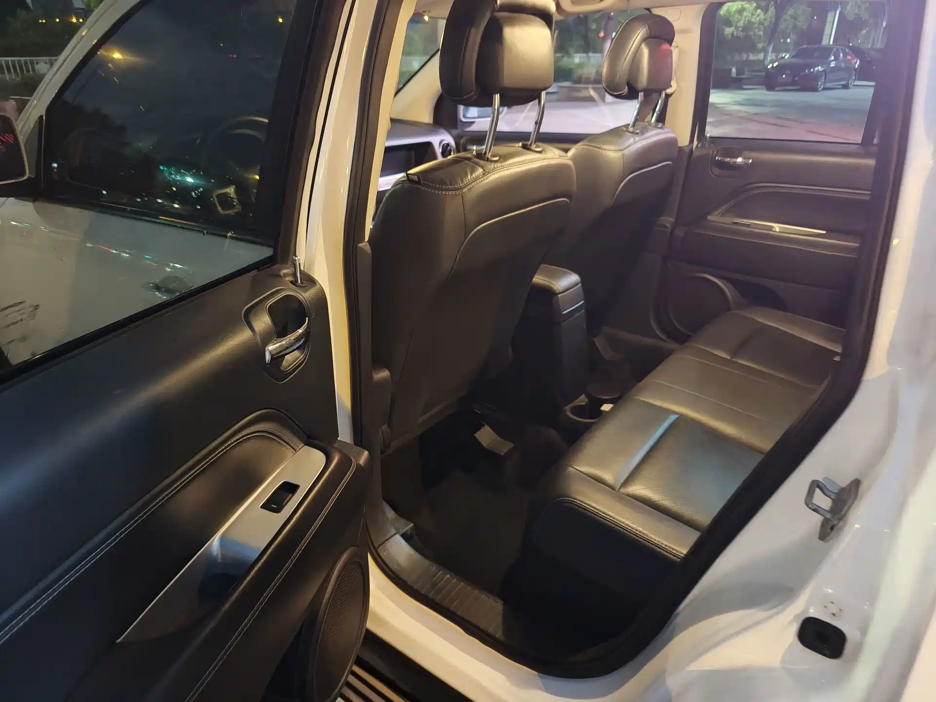 Фото 9 - Jeep Compass (Import)