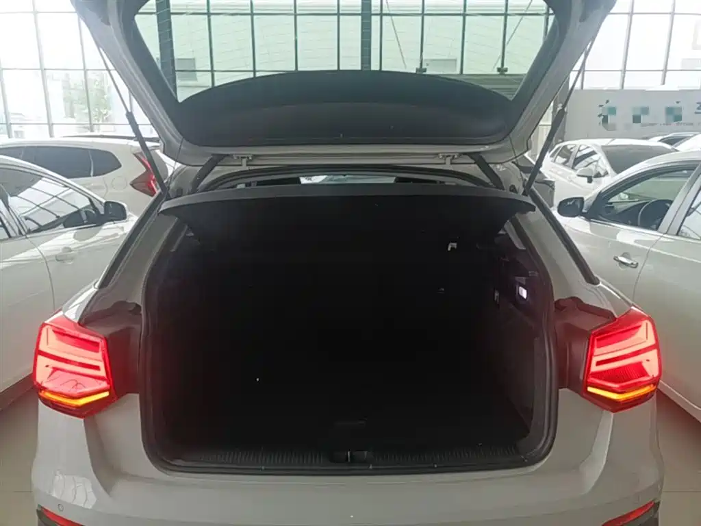 Audi Q2L 2018 35 TFSI Fashion Dynamic China VI фото 19