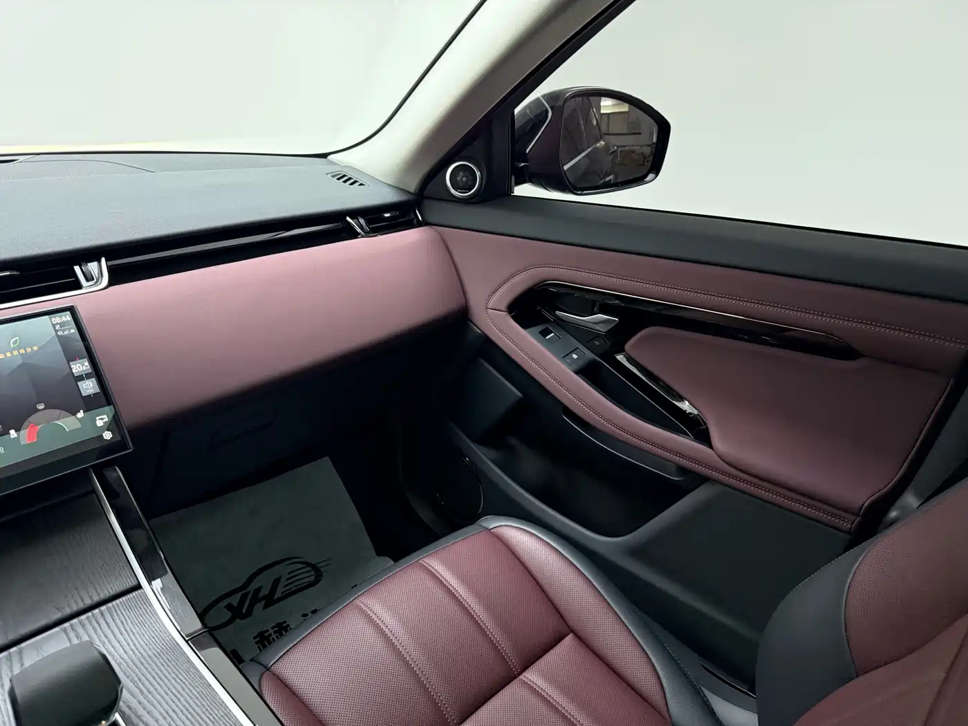 Land Rover Range Rover Evoque 2025 2024 Range Rover Evoque L 249PS Light Master Edition