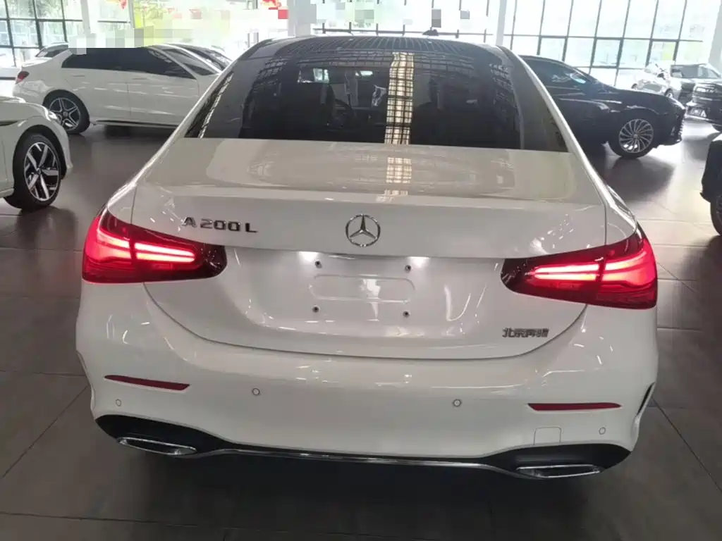 Mercedes-Benz A-Class 2025 2025 A 200 L Fashion Edition