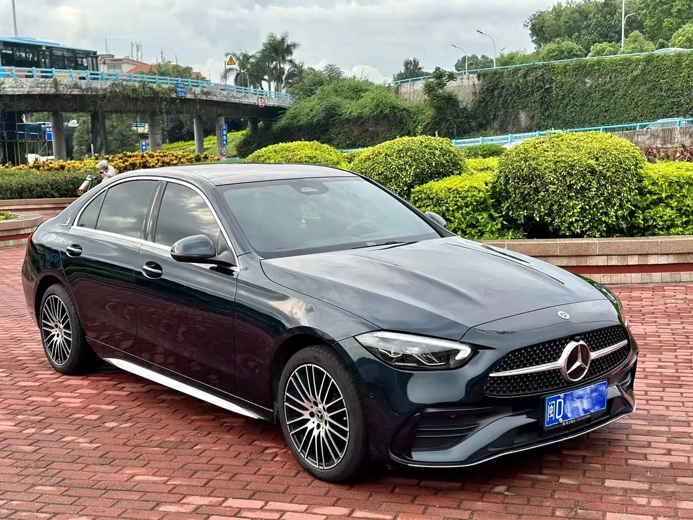 Mercedes-Benz C-Class 2023 C 260 L Sport фото 3