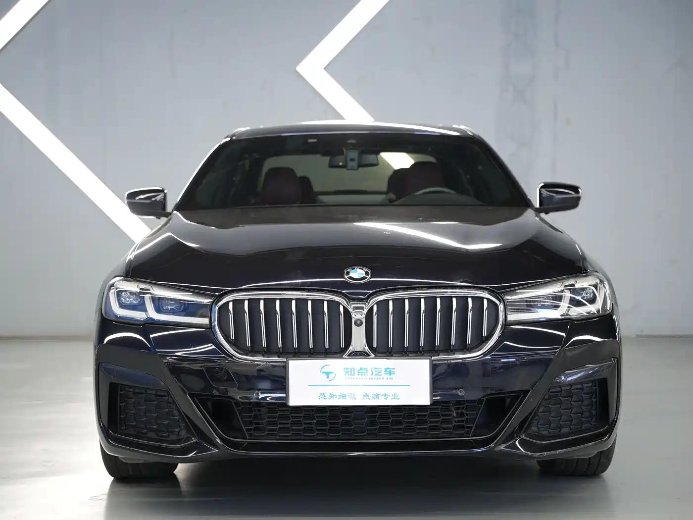 BMW 5 Series 2022 Facelift 530Li Leading M Sport Package фото 2