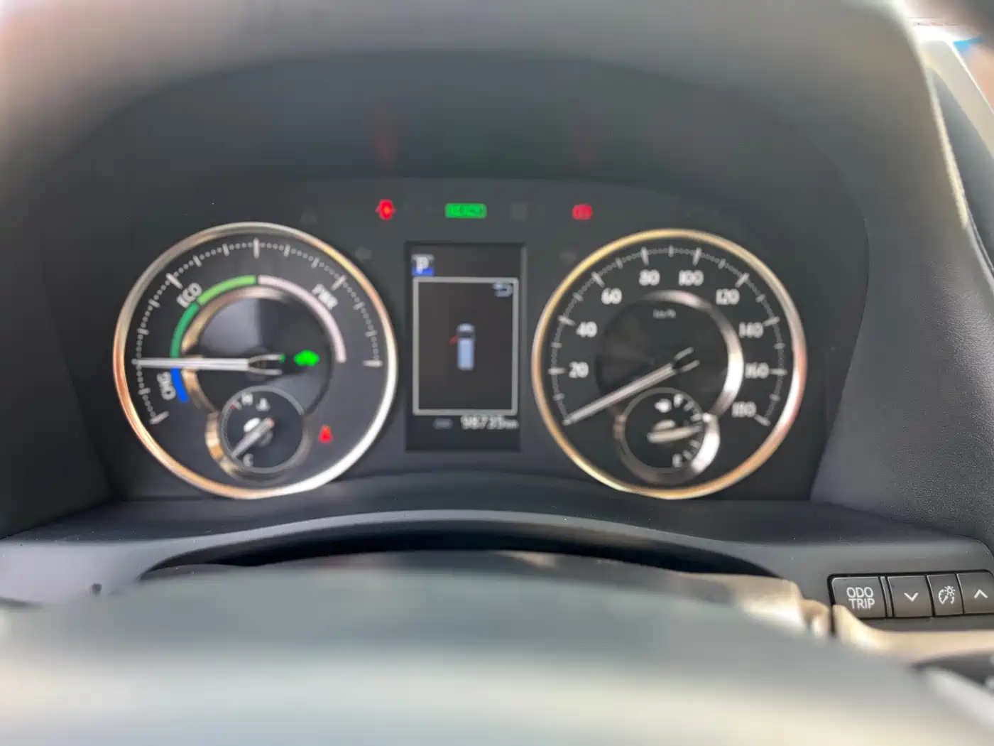Toyota Alphard 2021 Hybrid 2.5L Premium фото 11