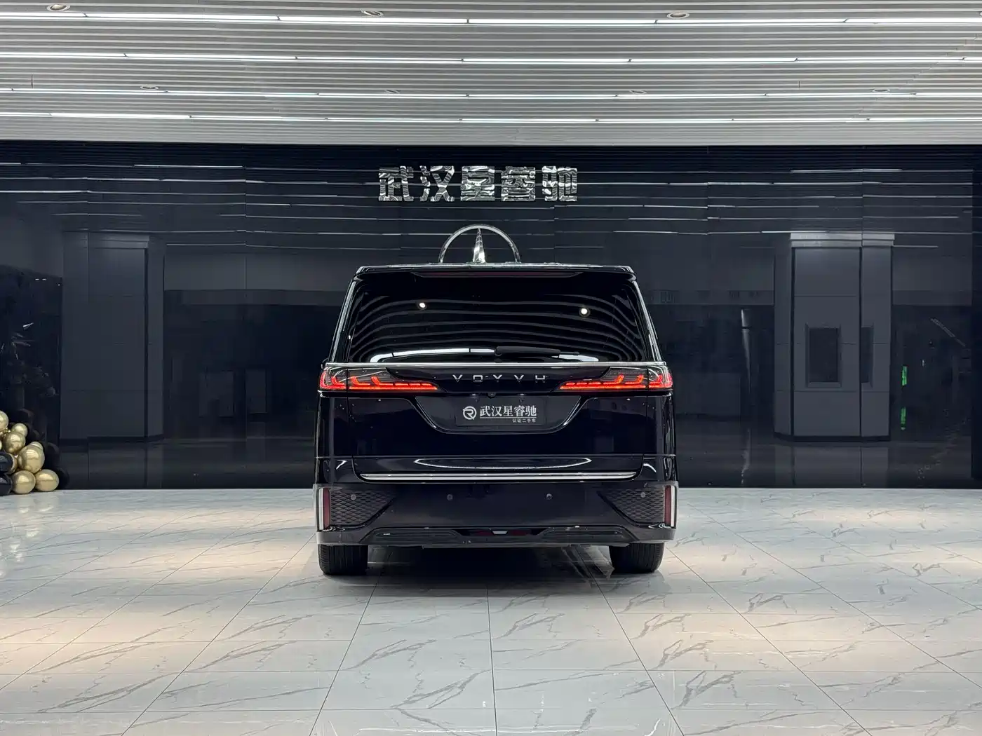 Voyah Auto Voyah Dreamer 2022 Low-carbon Dream+Smart Package фото 3