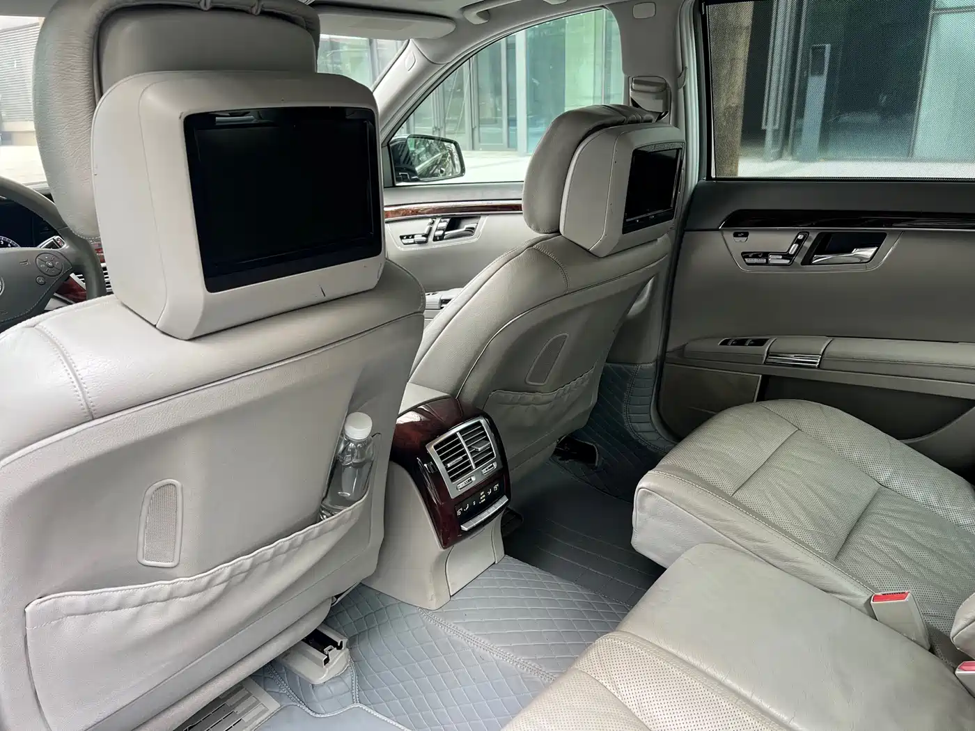 Mercedes-Benz S-Class 2010 S 350 L Luxury фото 13