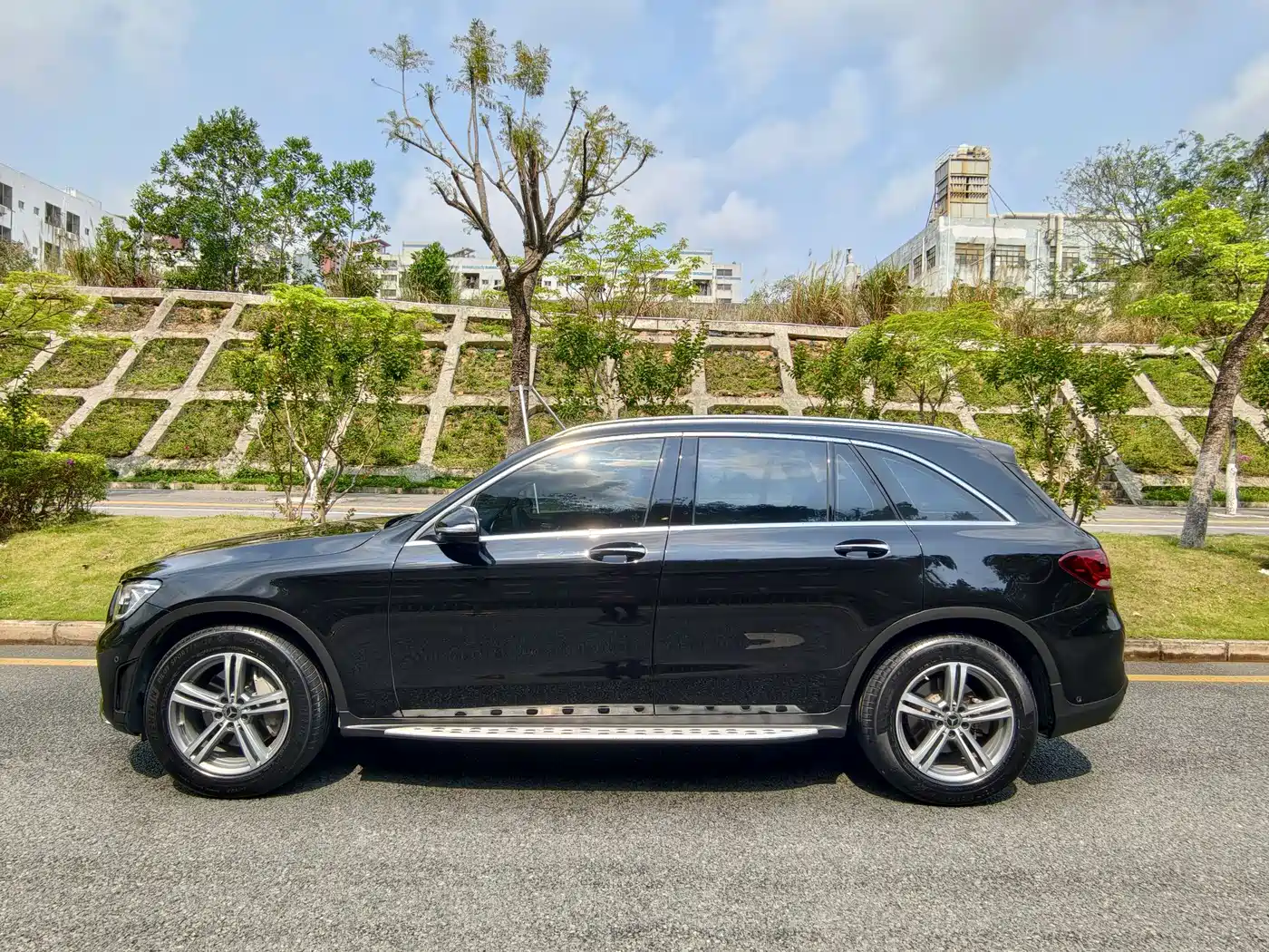 Mercedes-Benz GLC 2020 GLC 260 L 4MATIC Luxury фото 3