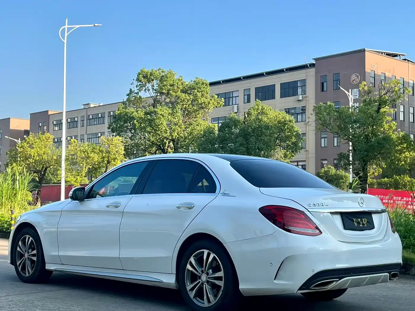 Mercedes-Benz C-Class 2016 2015 Facelift C 200 L Sport