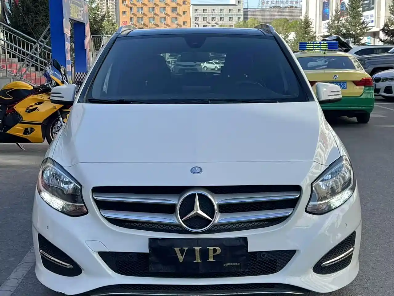 Mercedes-Benz B-Class 2017 B 200 Dynamic фото 2