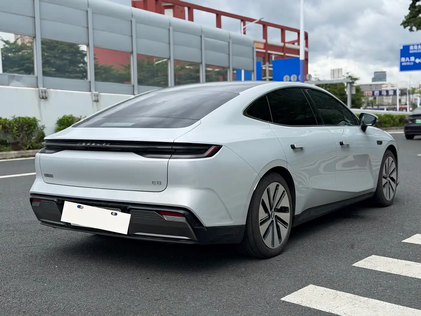 Geely Galaxy Galaxy E8 2024 2024 665km RWD Starship Voyager Edition