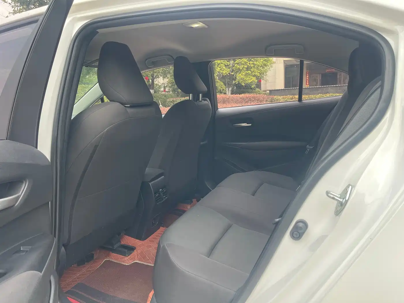 Toyota Levin 2023 TNGA 1.5L CVT Progressive фото 8