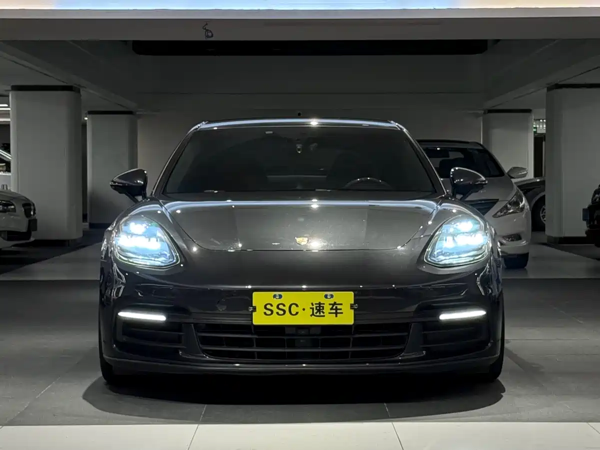 Porsche Panamera 2017 Panamera 3.0T фото 2