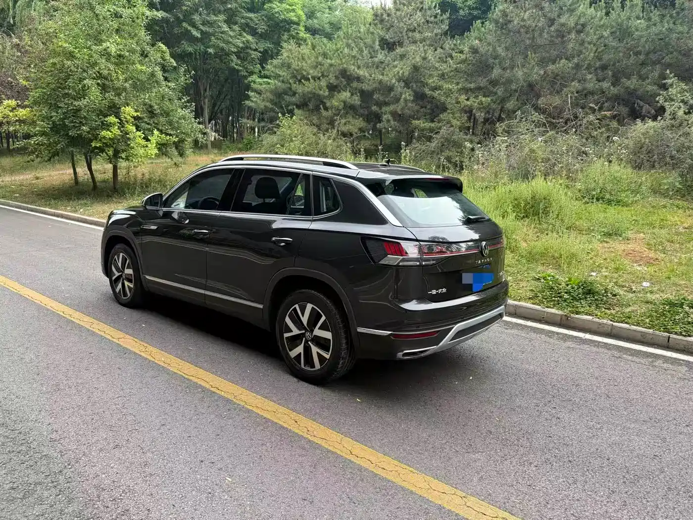 Volkswagen Tayron 2023 330TSI 2WD Luxury Plus Advanced Edition фото 4