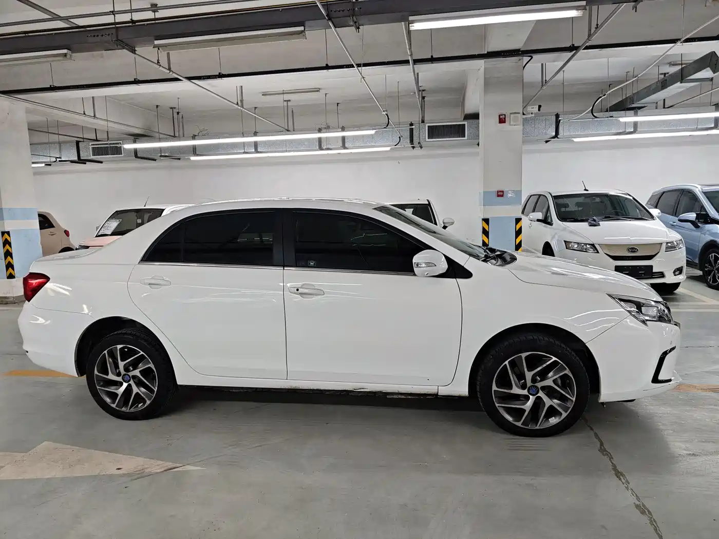 BYD Qin New Energy 2017 2017 Qin EV300 Premium