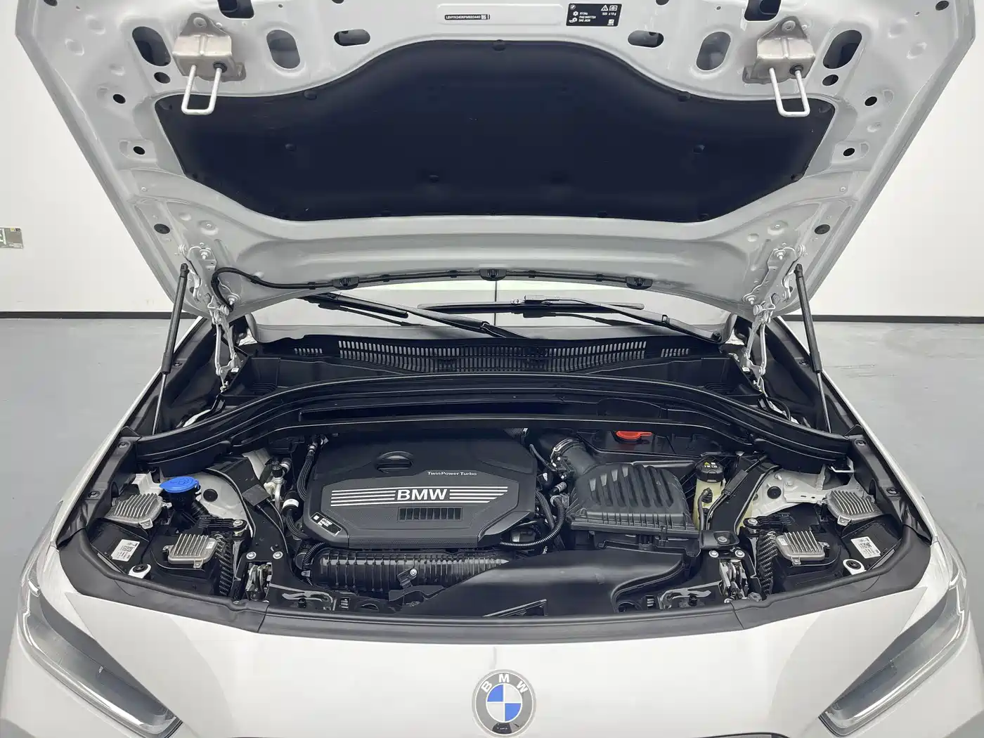 BMW X2 2024 2023 sDrive25i M Sport Shadow Edition