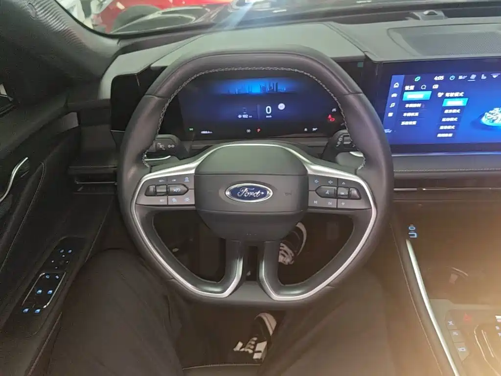 Ford Edge 2025 2025 Edge L 2.0T EcoBoost FWD 7-seater Luxury