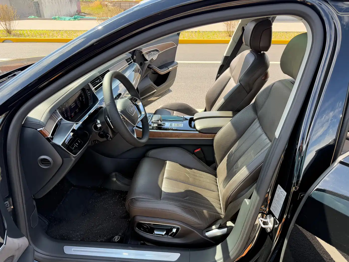 Audi A8 2018 A8L 55 TFSI quattro Luxury фото 13