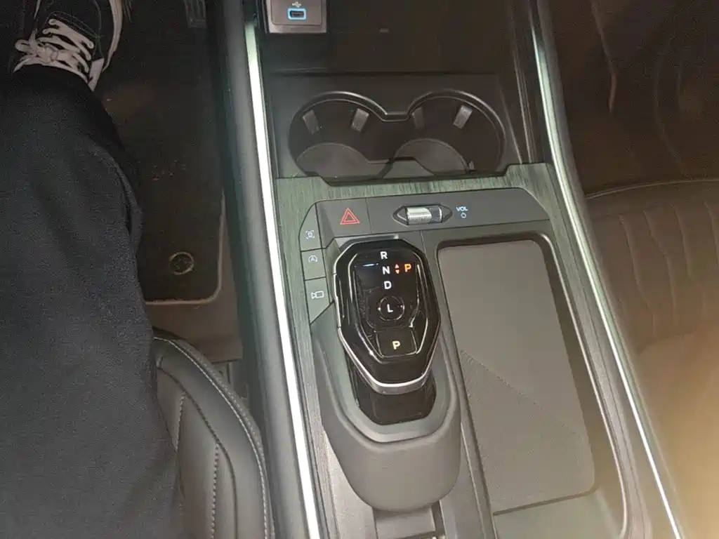 Ford Edge 2025 2025 Edge L 2.0T EcoBoost FWD 7-seater Luxury