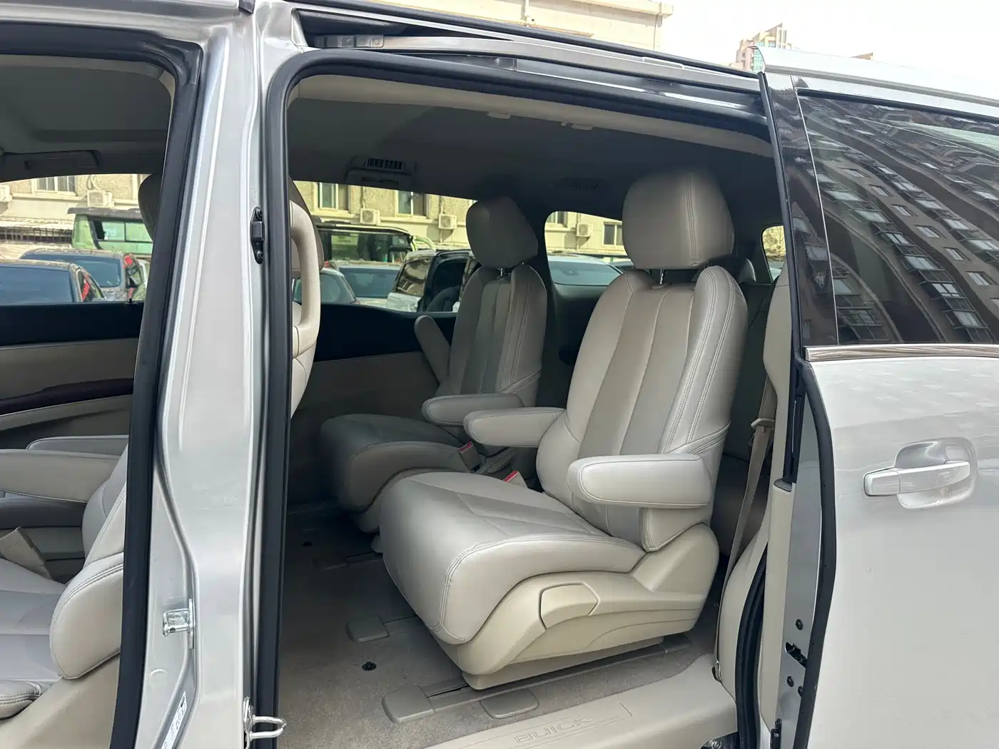 Buick GL8 2018 28T Comfort China VI фото 13