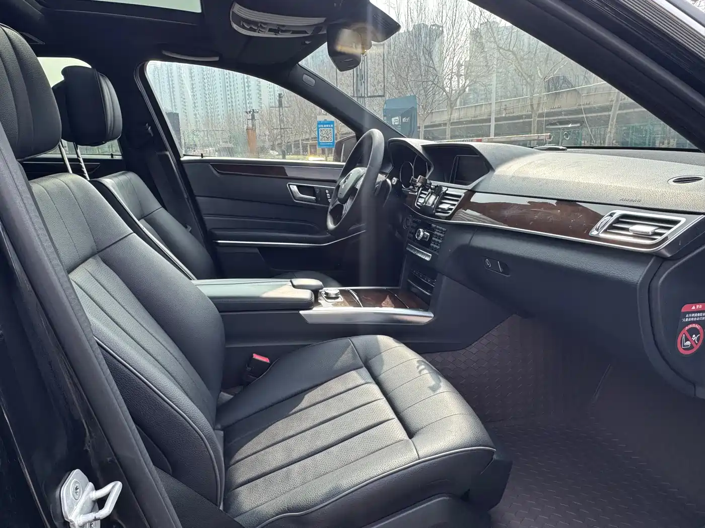 Mercedes-Benz E-Class 2015 E 260 L фото 11
