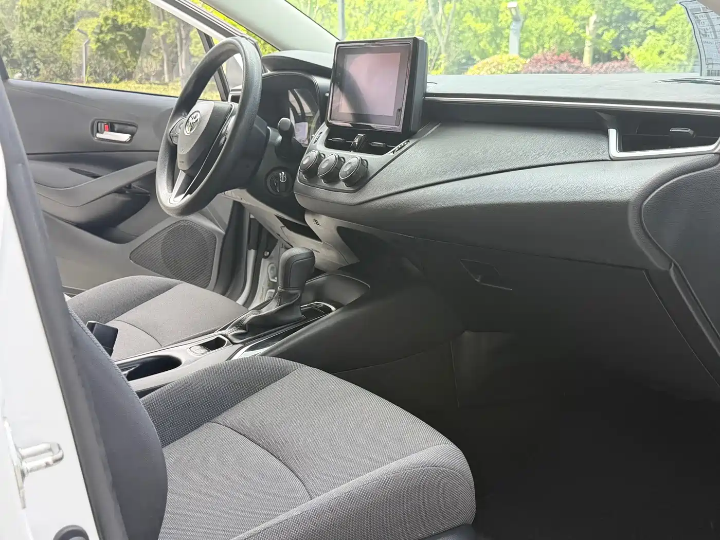 Toyota Corolla 2021 TNGA 1.5L CVT Pioneer Edition фото 10