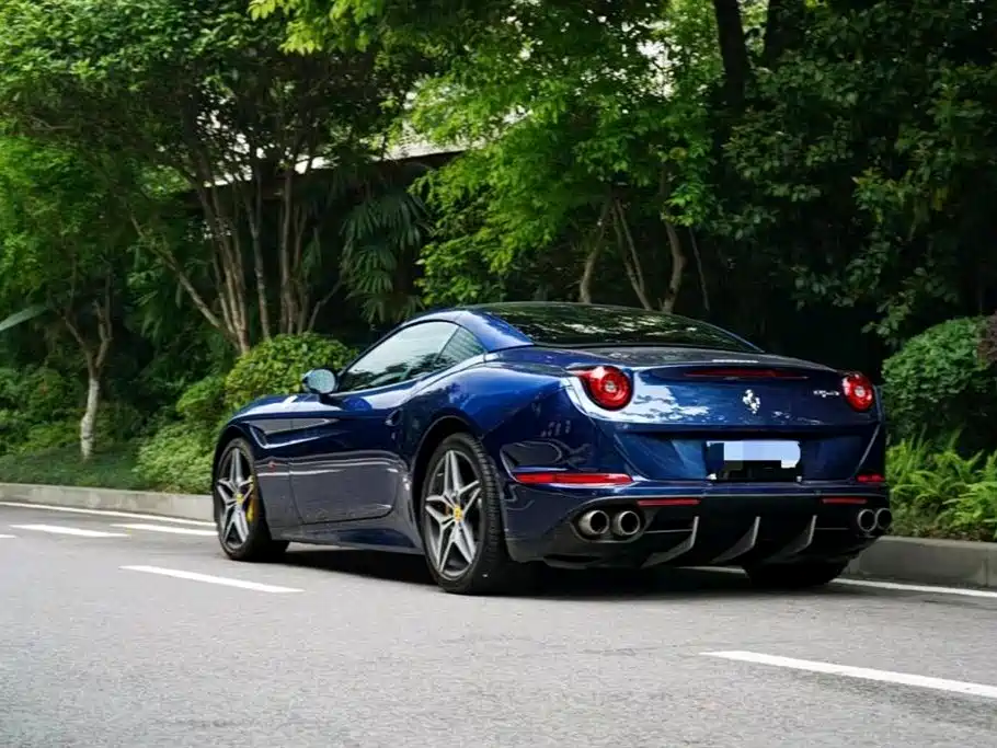 Ferrari California T 2015 2015 3.9T Standard