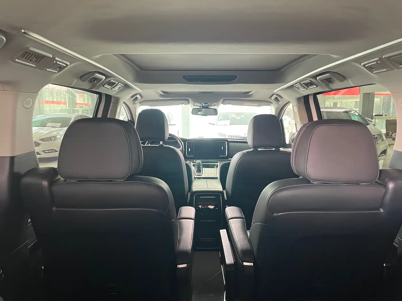GAC Trumpchi Trumpchi M8 2021 Leading Show Series 390T Ultimate Edition фото 13