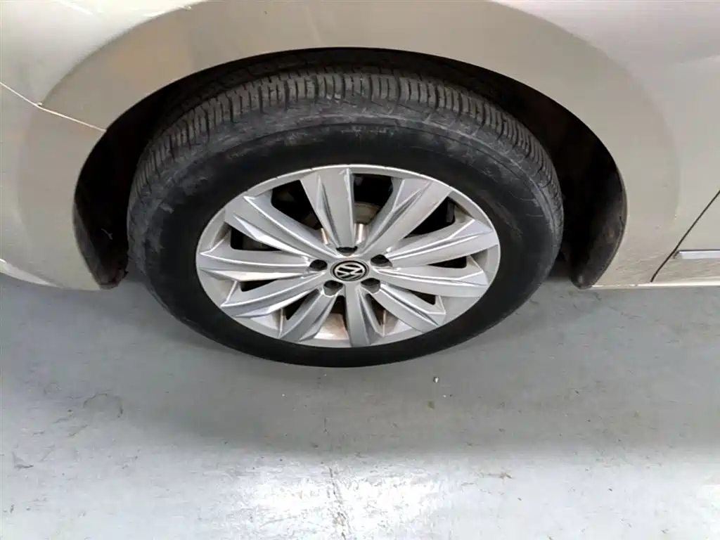 Volkswagen Bora 2018 1.5L Manual Comfort фото 23