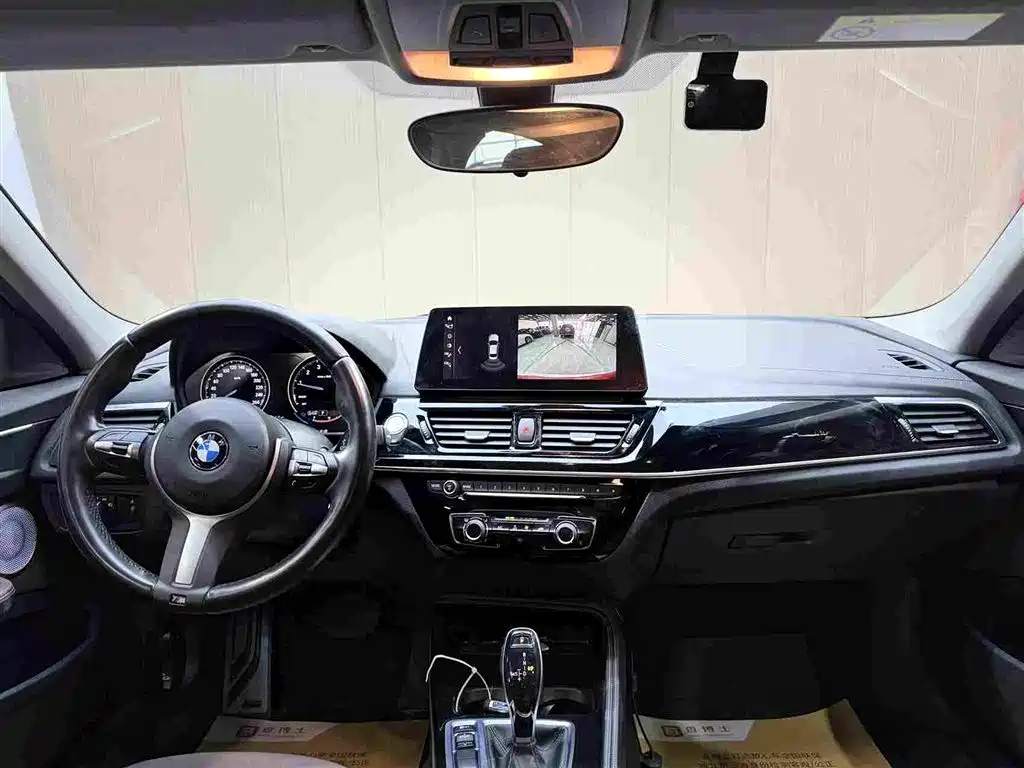 BMW 1 Series 2021 Facelift 120i M Sport Shadow Edition фото 9