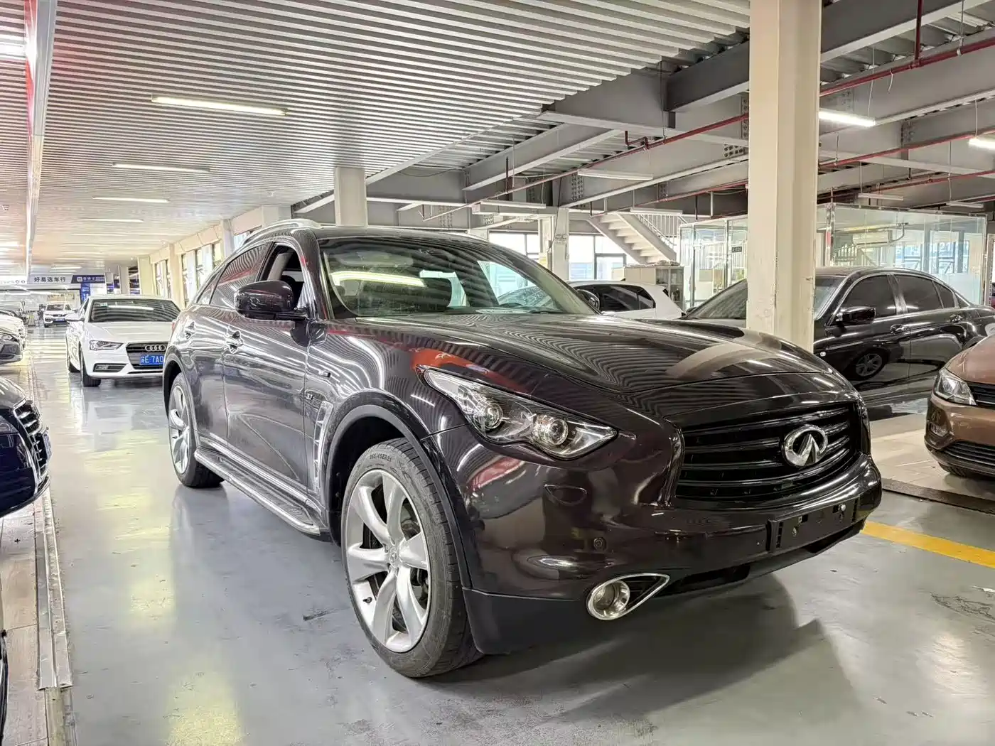 Infiniti FX 2012 2013 FX37 Standard Edition