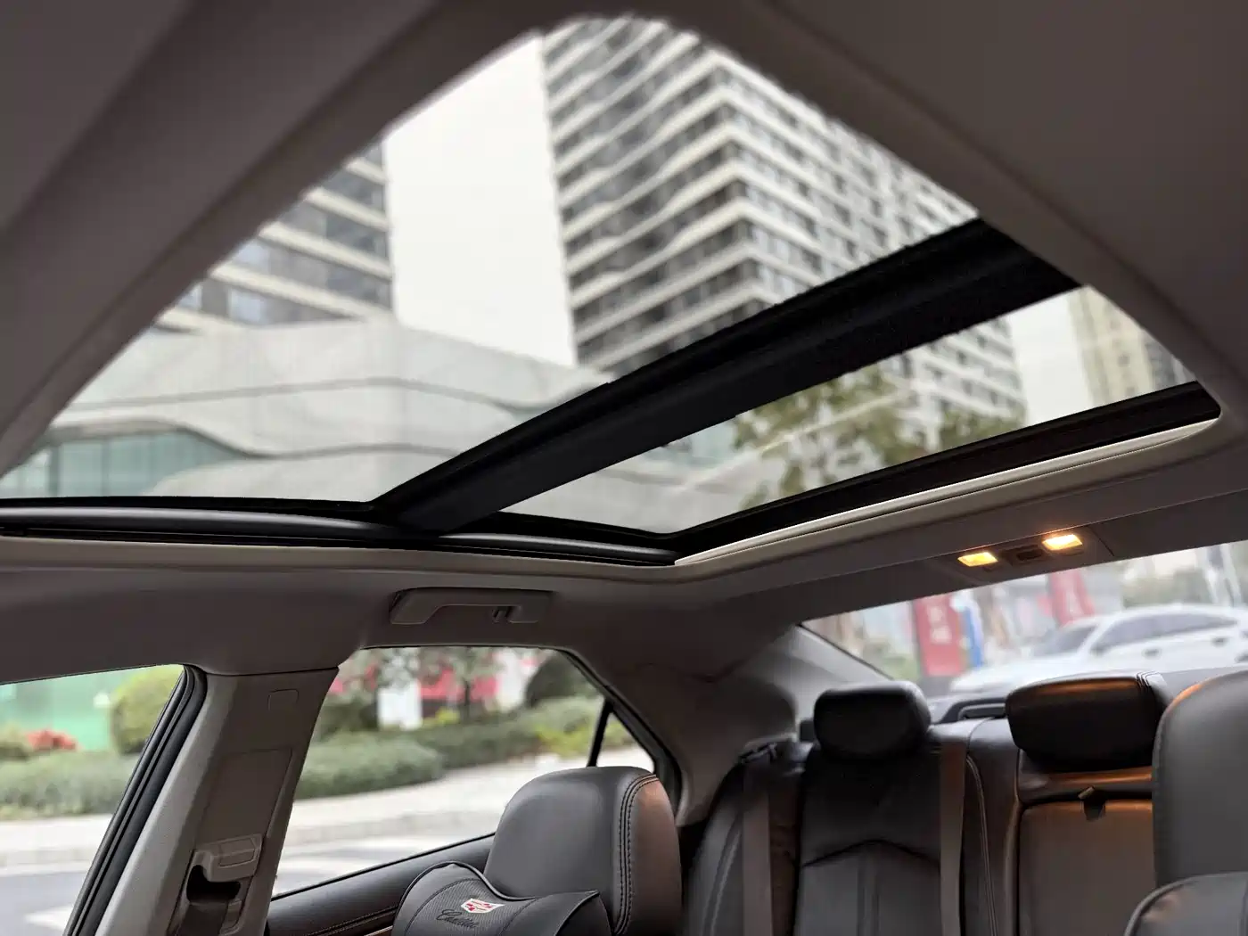 Cadillac CTS (Import) 2010 Model 3.6 Flagship High Performance Edition фото 18