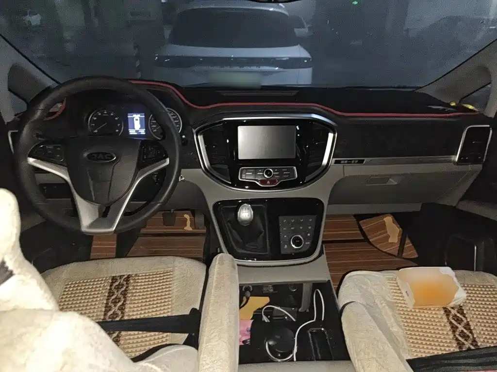 JAC Refine M4 2018 2016 2.0L Manual Luxury