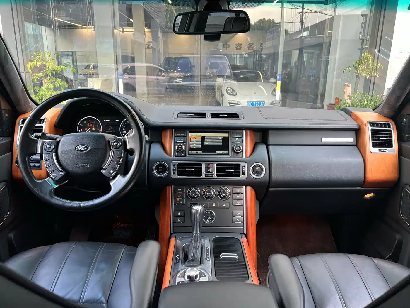 Land Rover Range Rover 2011 2011 5.0 SC V8