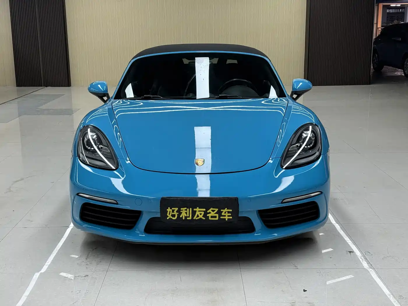 Фото 2 - Porsche 718