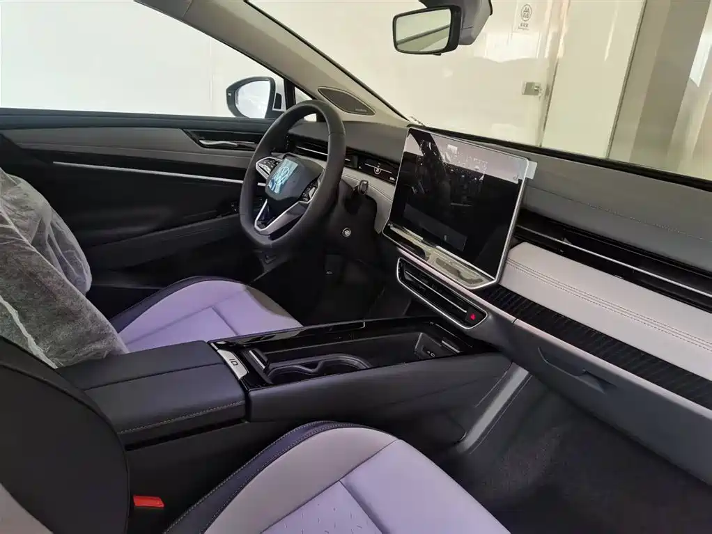 VOLKSWAGEN ID.7 VIZZION