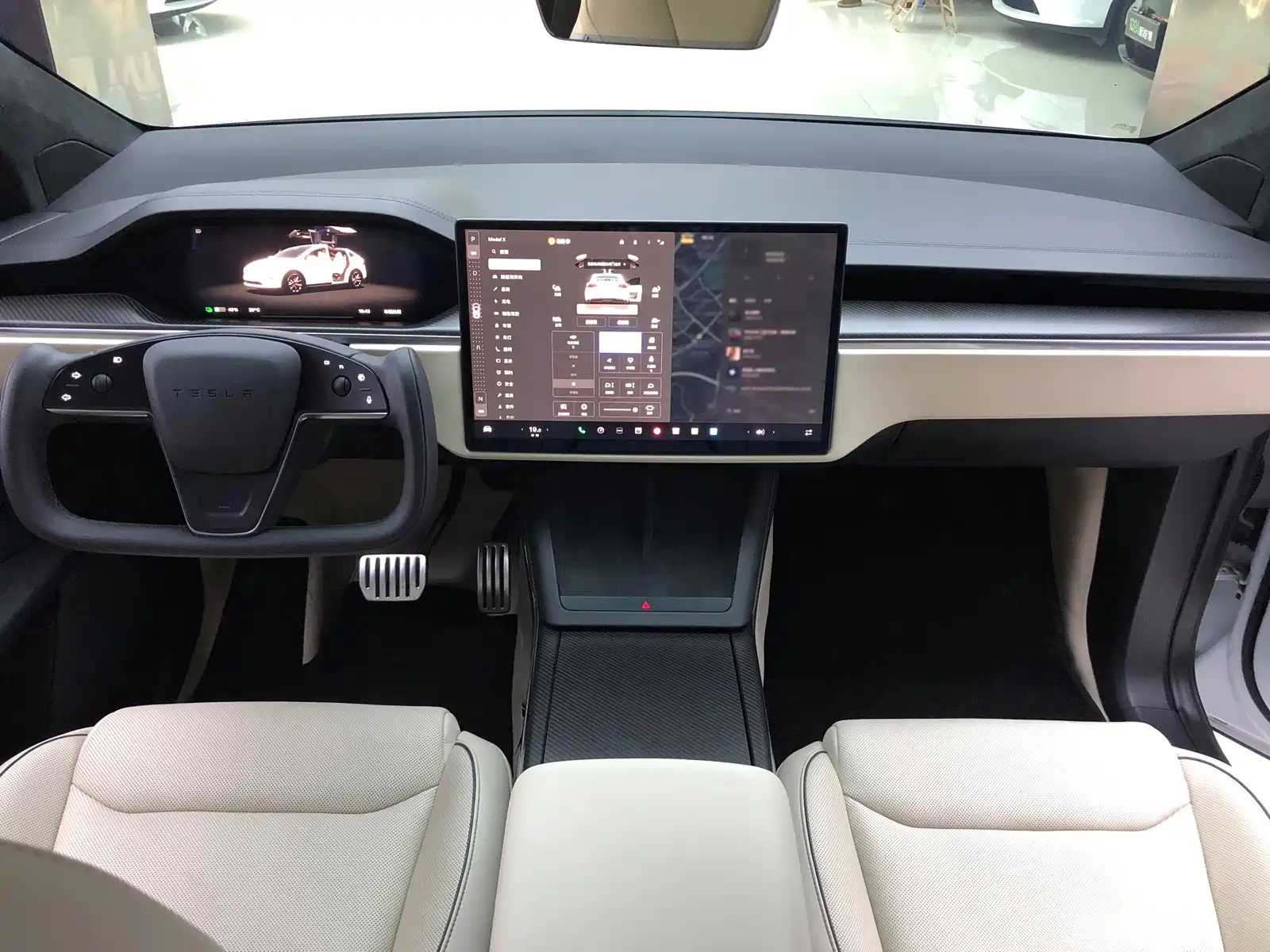 Фото 18 - Tesla Model X