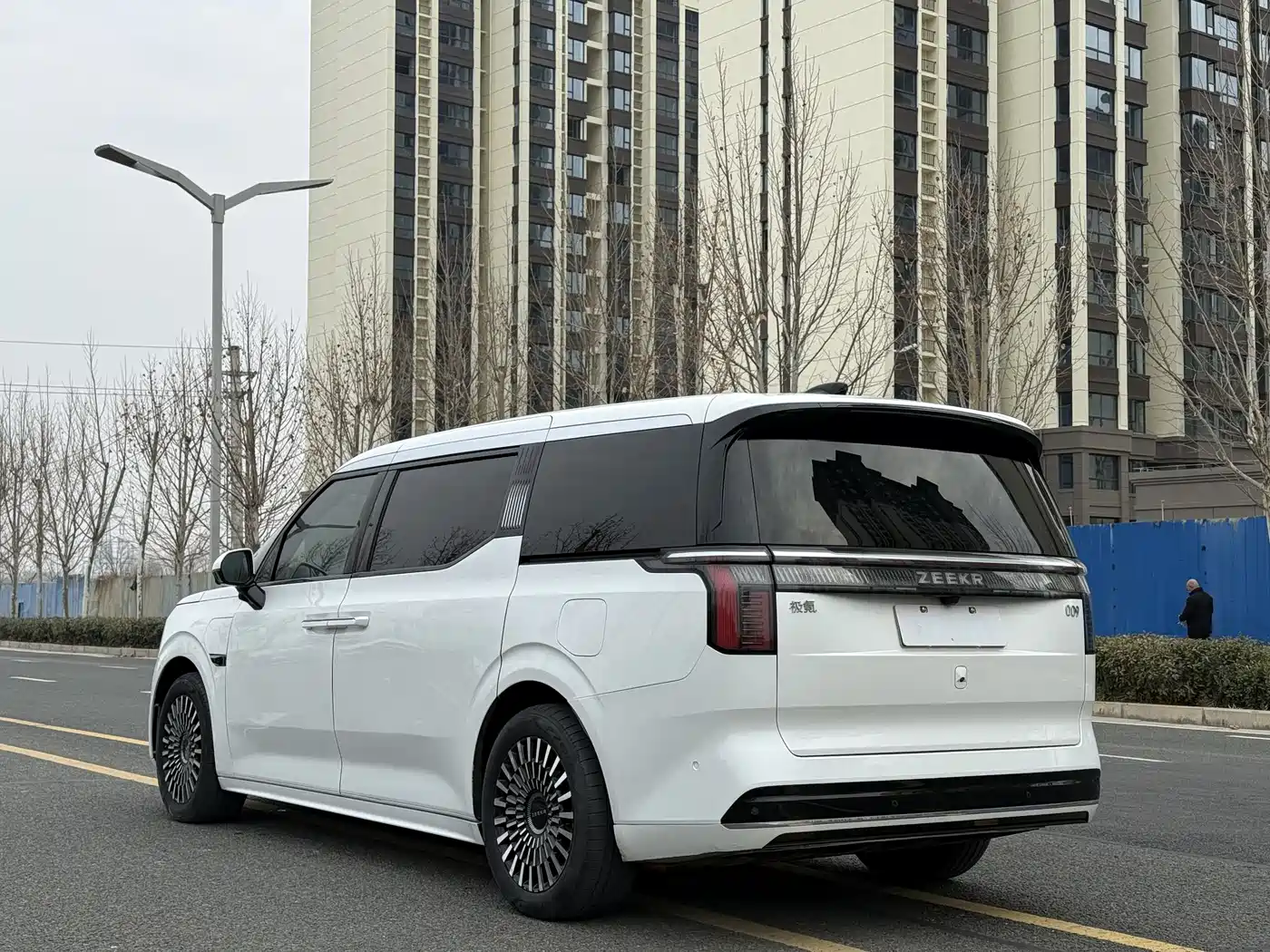 ZEEKR EXTREME KRYPTON 009