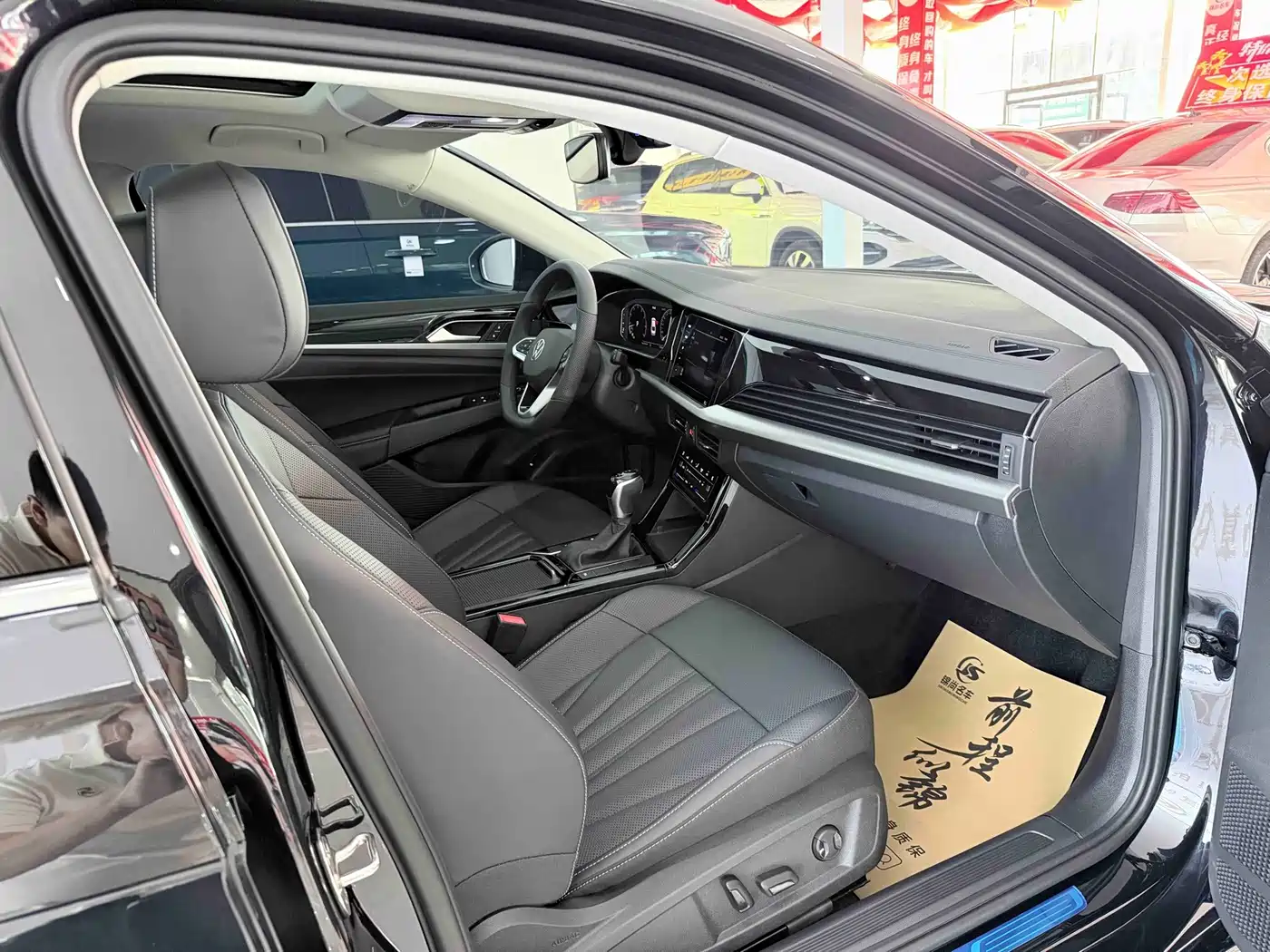 Volkswagen Passat 2026 2026 Outstanding Edition 380TSI Starlight Dragon Soaring Version
