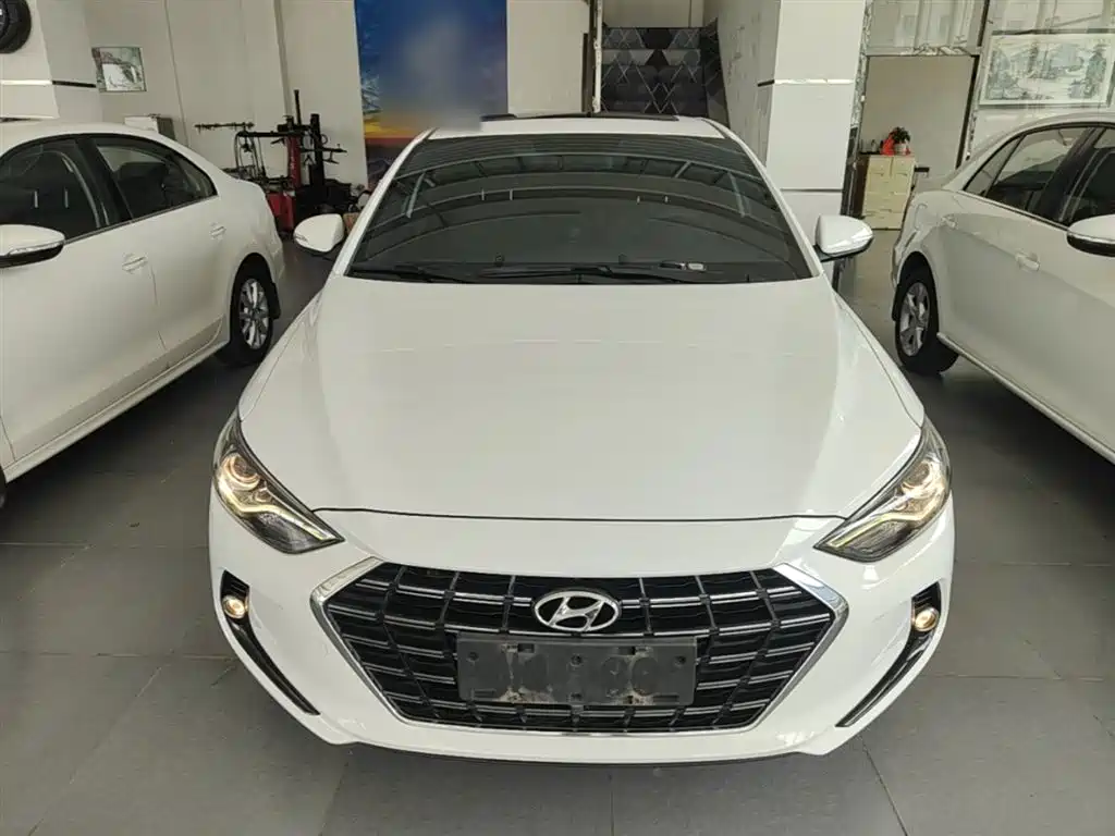 Hyundai Elantra 2019 1.4T Dual-clutch XuanDong·Vitality Type фото 3