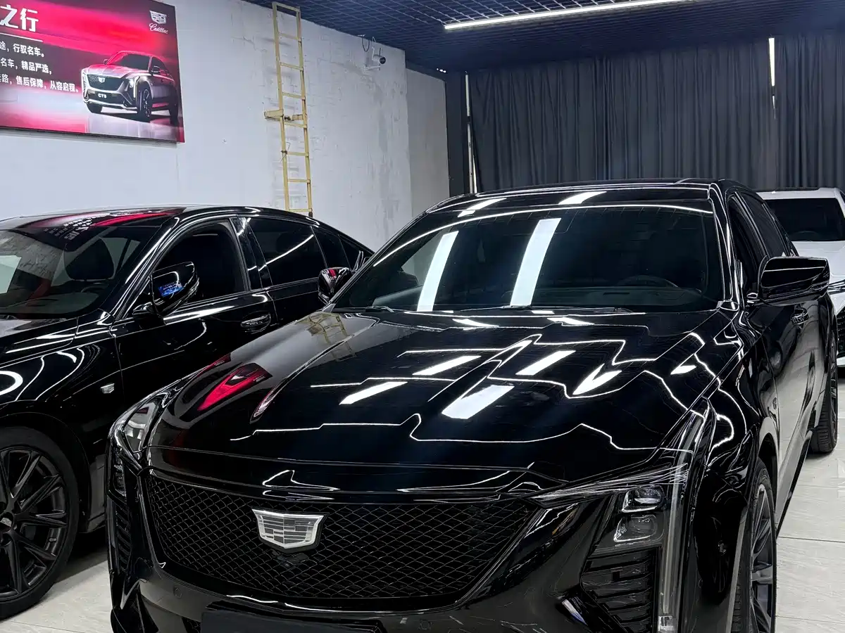 Cadillac CT5 2025 2025 Model 28T Track Performance Edition