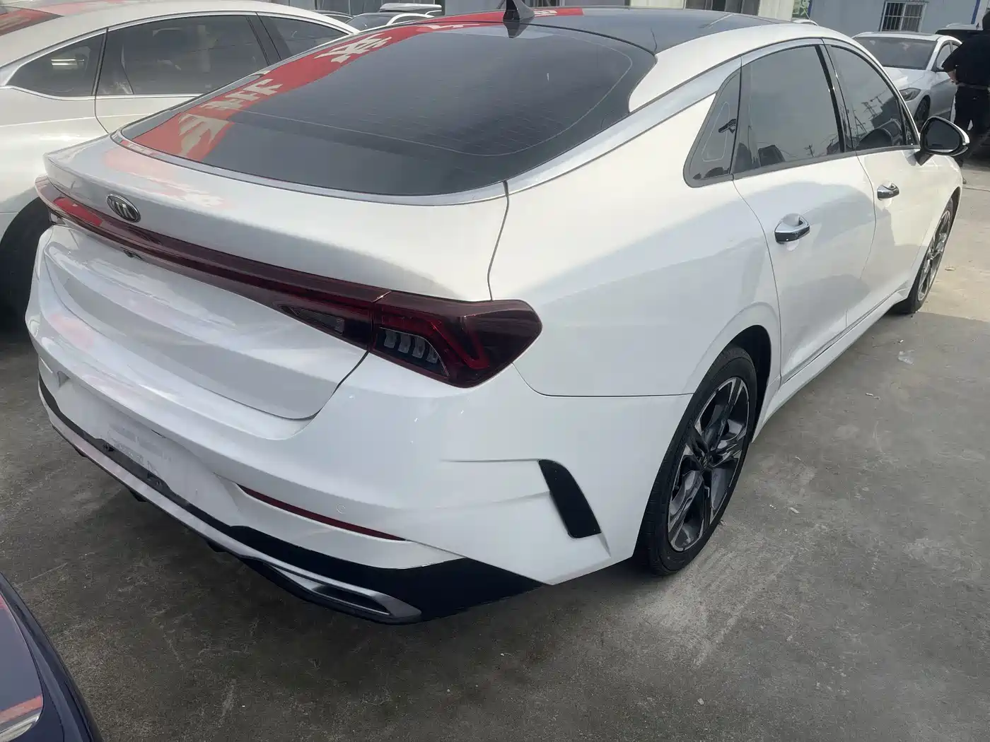 Kia K5 2020 270T CVVD Luxury Edition фото 10