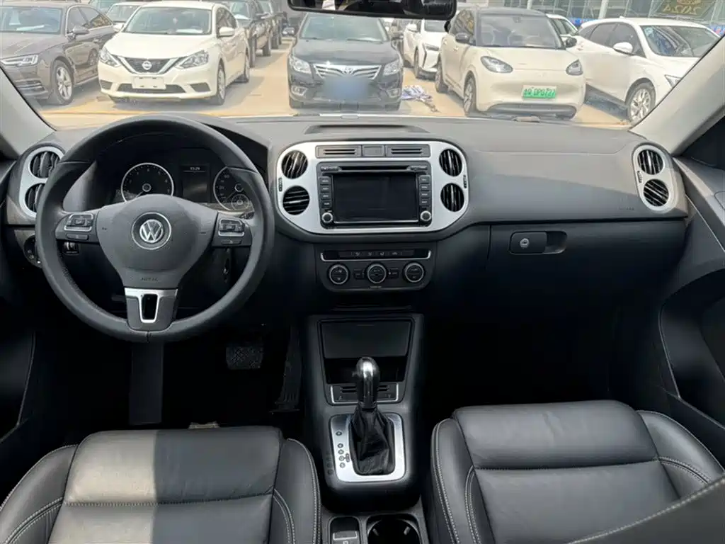 Volkswagen Tiguan 2016 Model 300TSI Automatic 2WD Comfort Edition фото 14