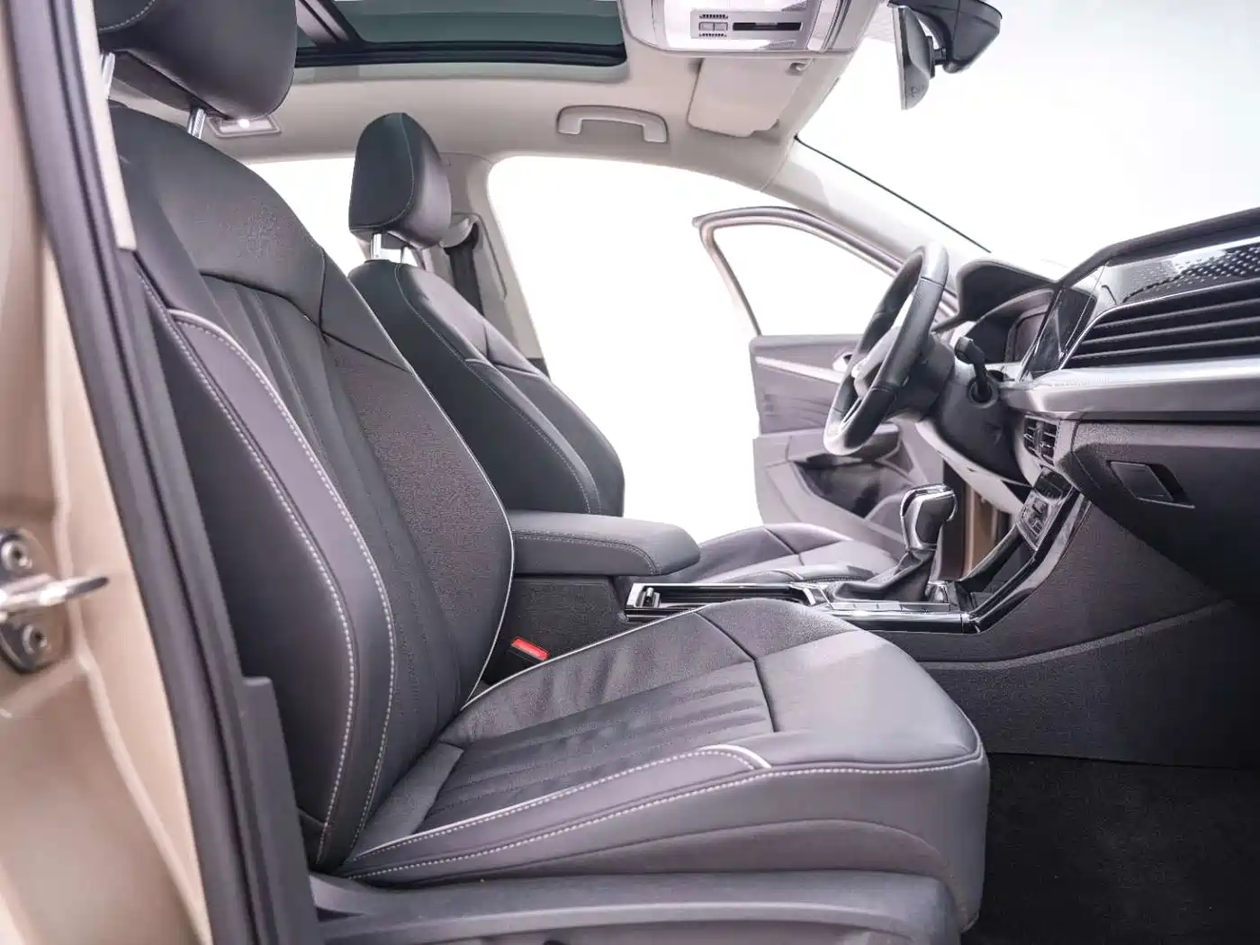 Volkswagen Passat 2022 330TSI Starlight Elite Edition фото 26