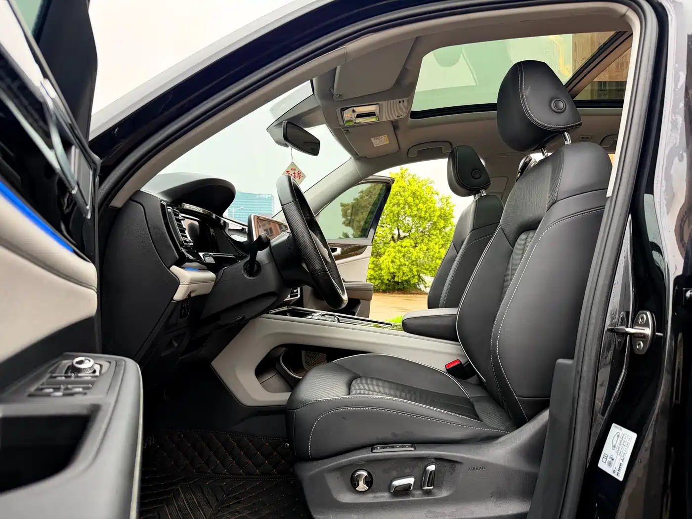 Volkswagen Teramont 2022 330TSI 2WD Luxury фото 4