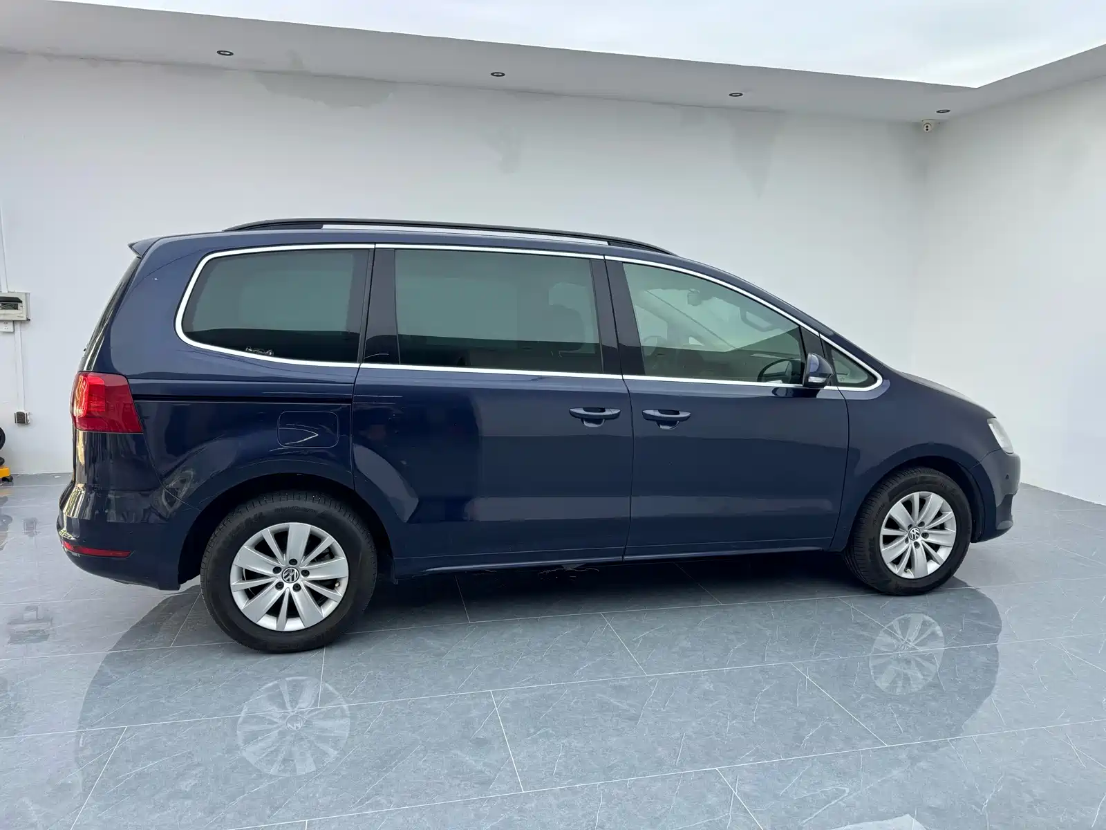Фото 5 - Volkswagen Sharan