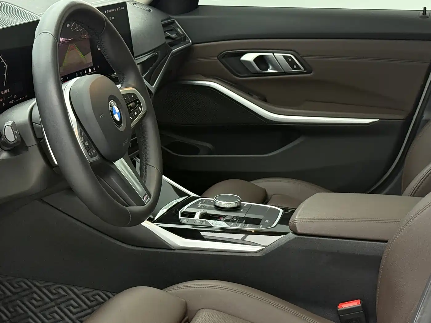 BMW 3 Series 2024 320i M Sport Package фото 16